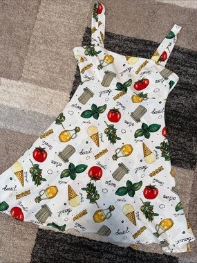 No Comment sundress, Italy / Italian vacation vibes (pasta, olives), size S NWT!